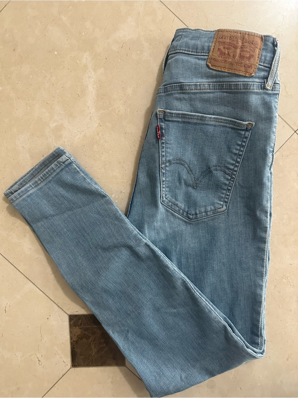 Levi's Women's Skinny Jeans - Light Blue Wash